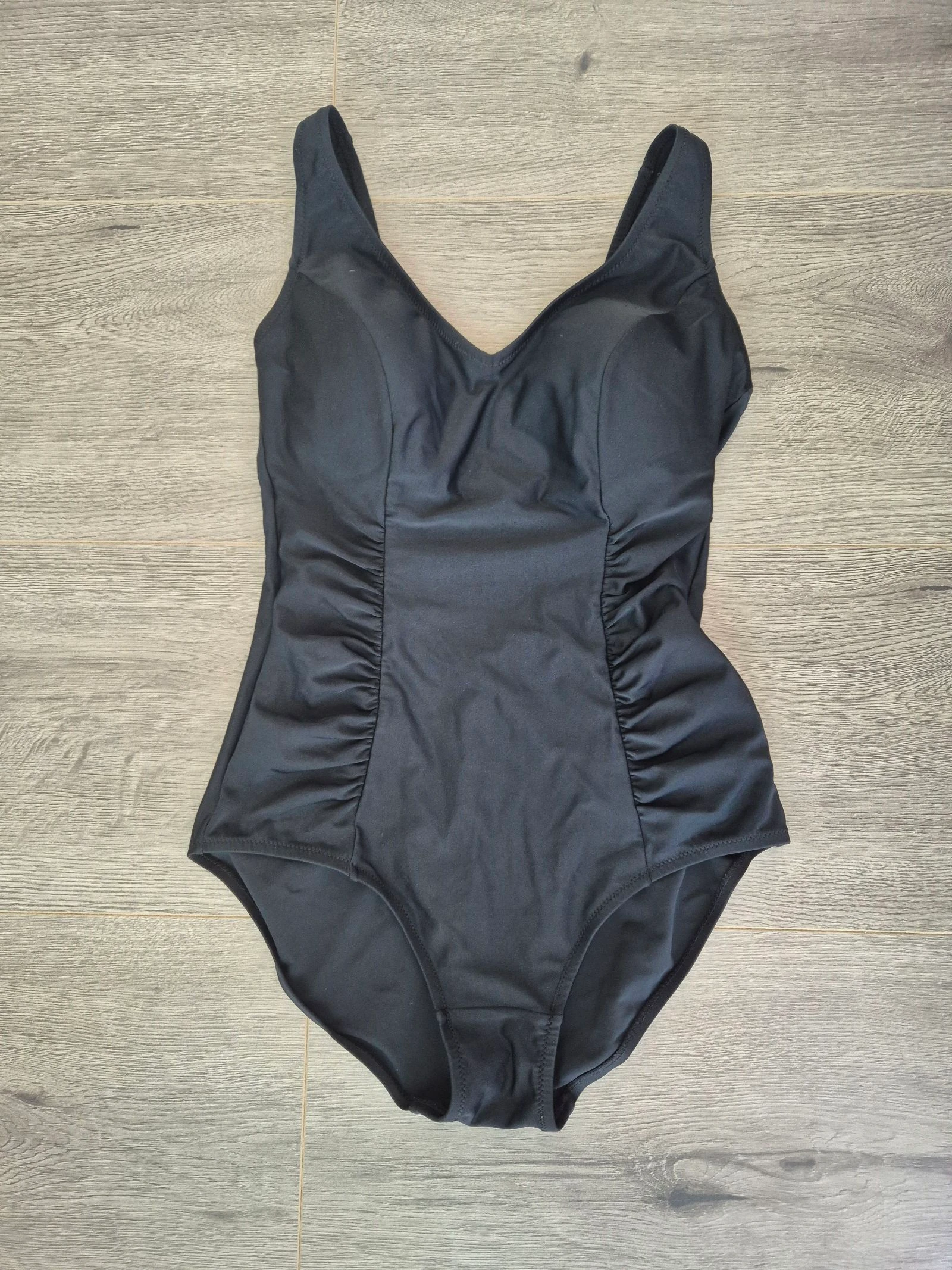 Zwart Badpak met Tummy Control & Plooien – JFW – Maat 42 (UK 14)